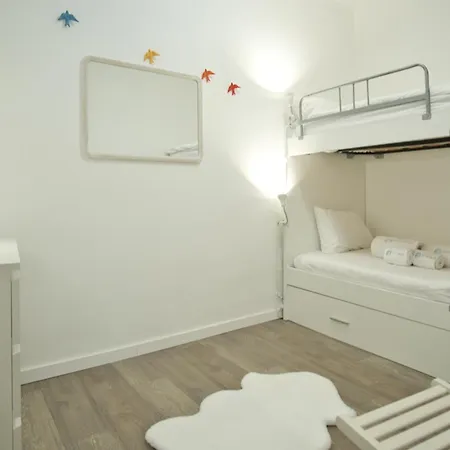 아파트 Charming 3br In The Heart Of Town By Feel 나자레