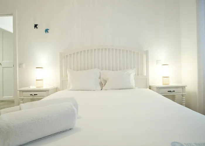 Charming 3br In The Heart Of Town By Feel Apartman Nazaré